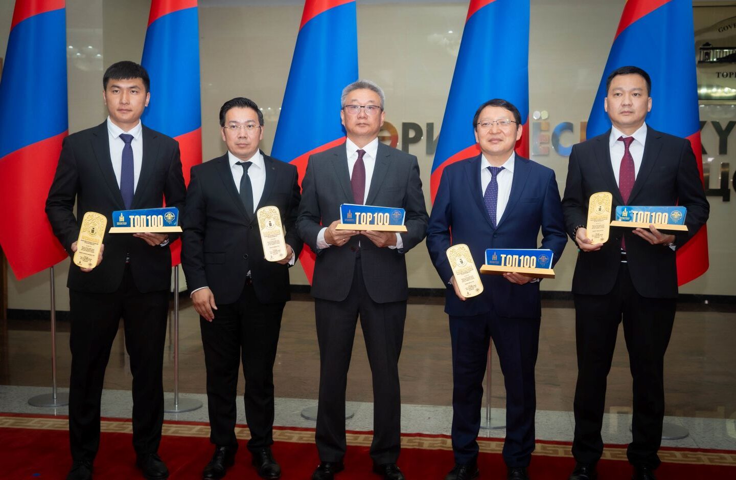 “Эрдэнэс Монгол” ХХК төрийн өмчит ТОП-10 ААН-д шалгарлаа